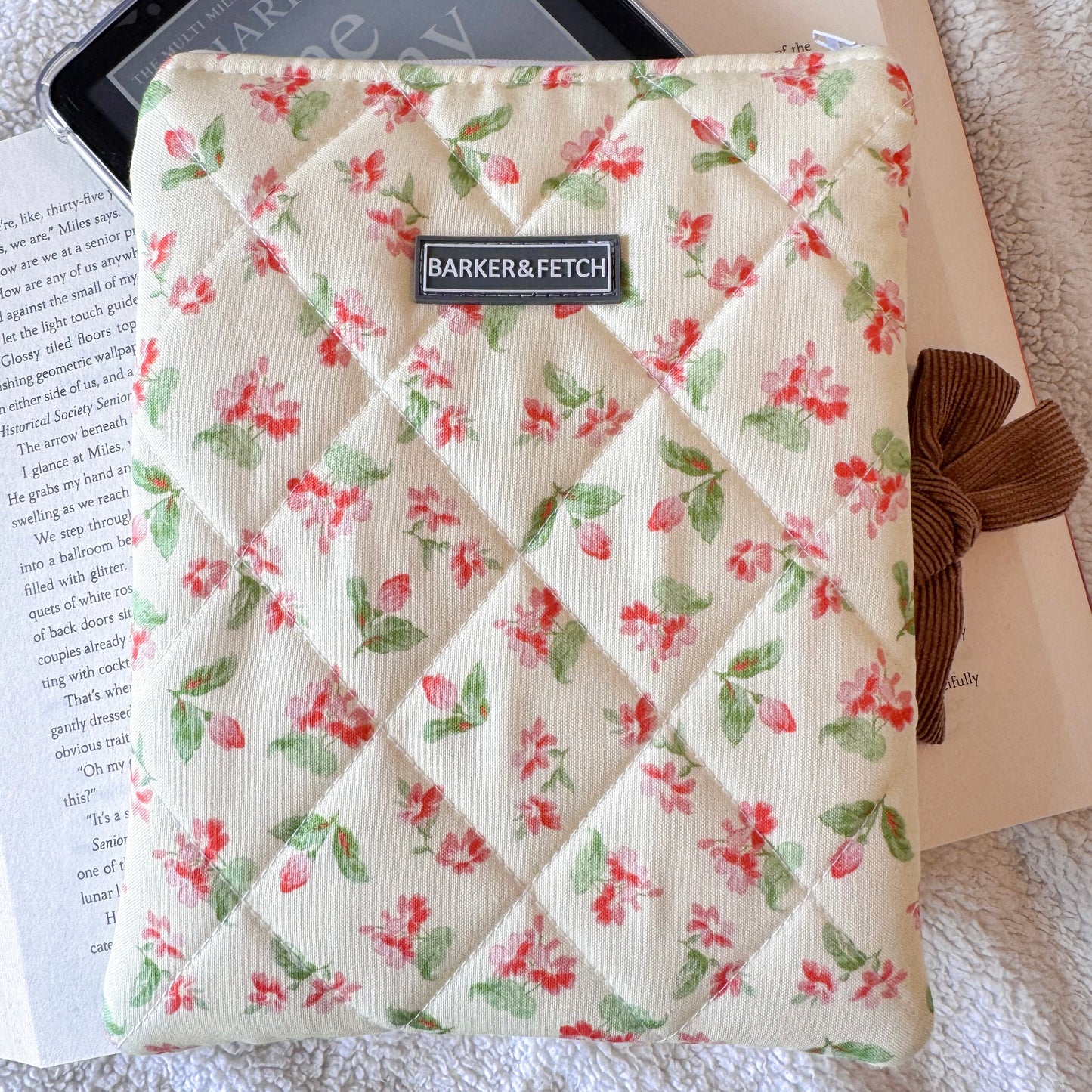 Padded E-reader sleeve | Buttercup