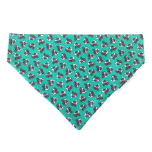 Load image into Gallery viewer, Dog bandana - Rollerskates