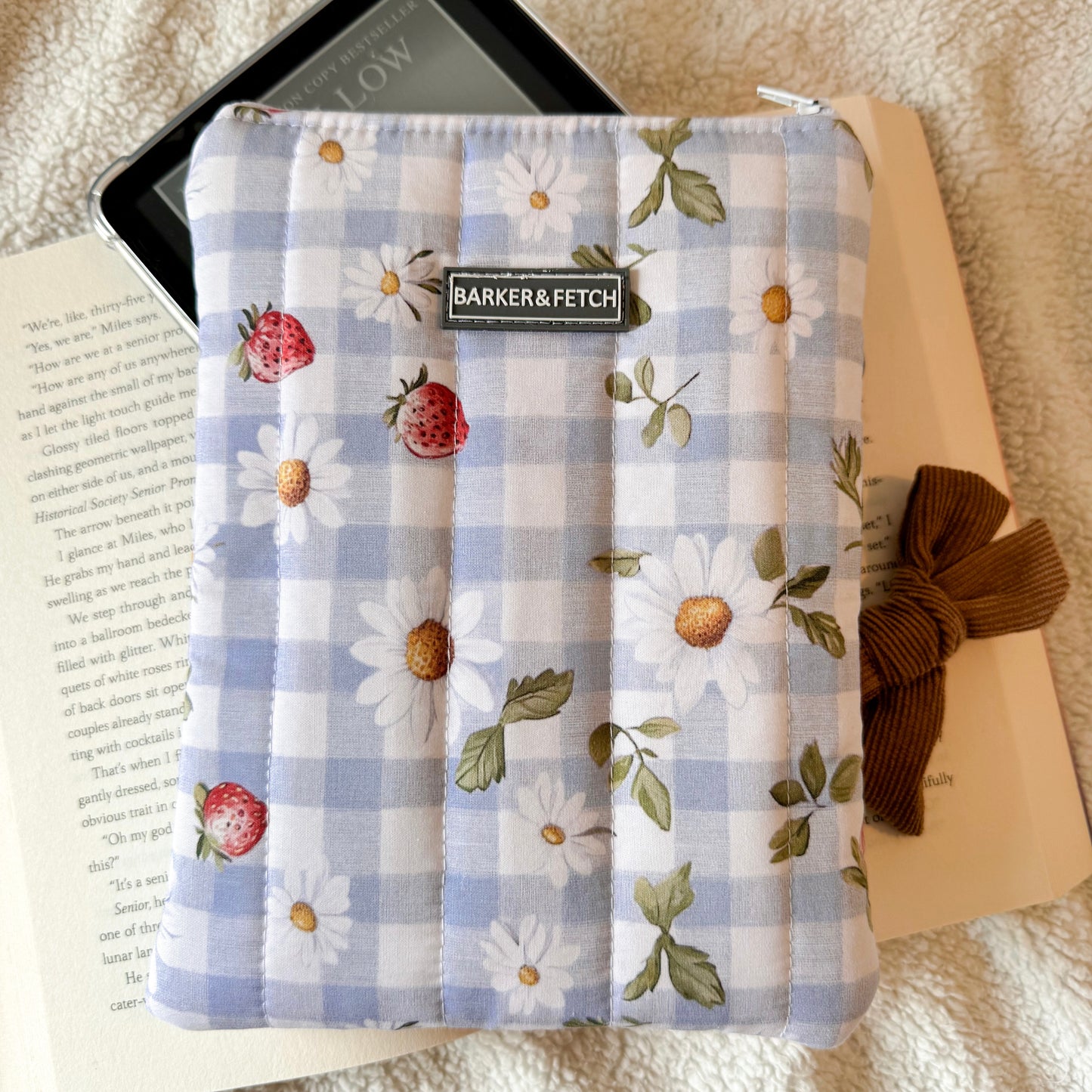 Padded E-reader sleeve | Sugarplum