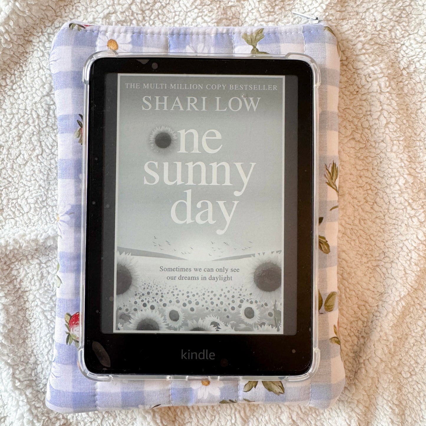Padded E-reader sleeve | Sugarplum