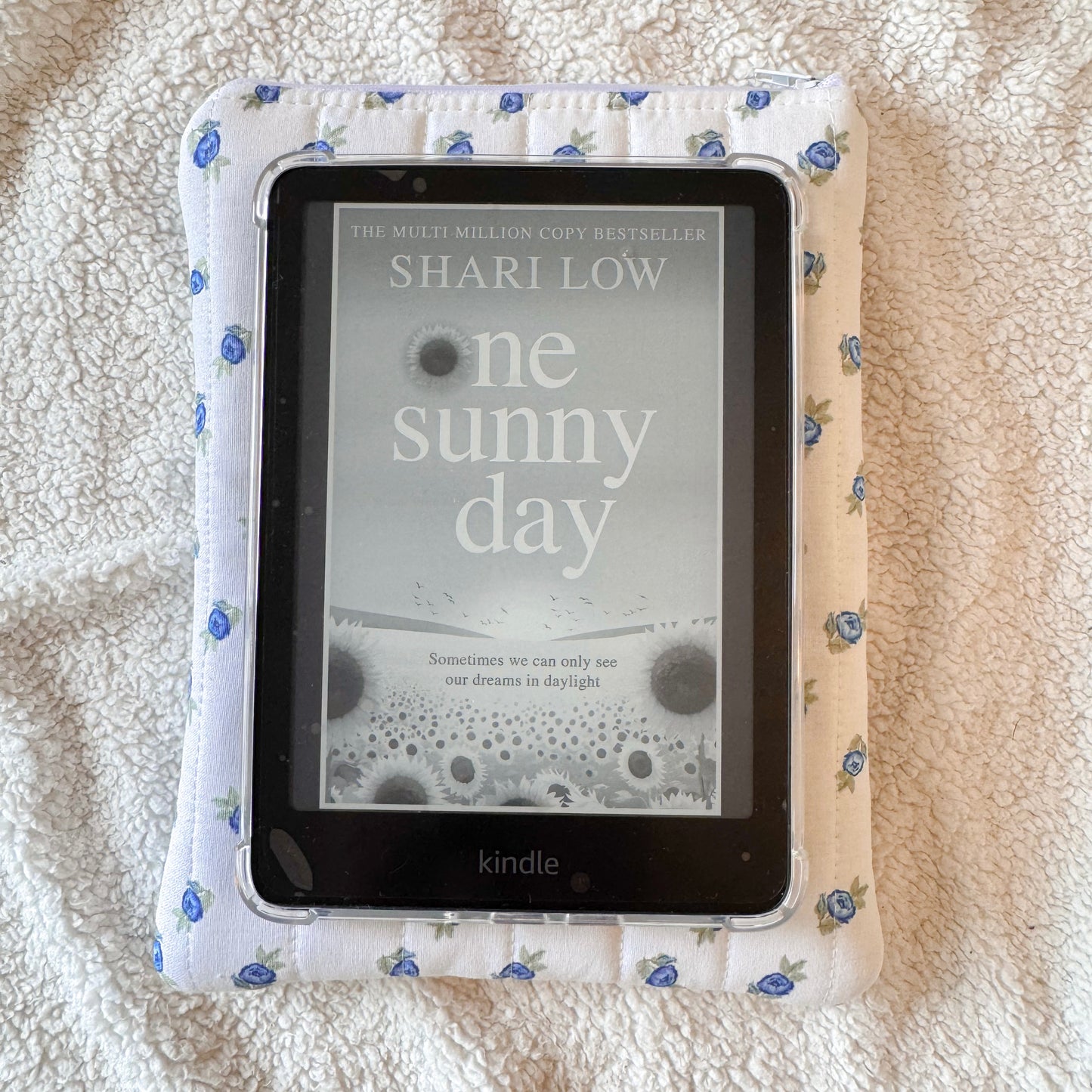 Padded E-reader sleeve | Willow