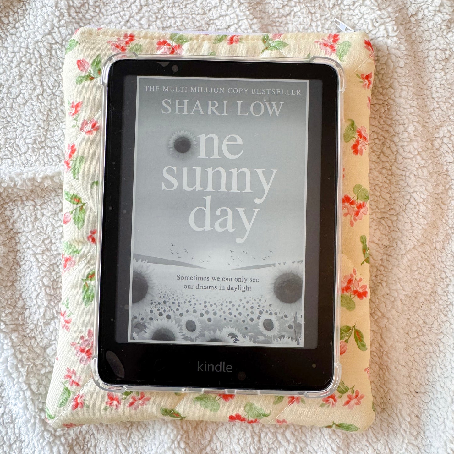 Padded E-reader sleeve | Buttercup