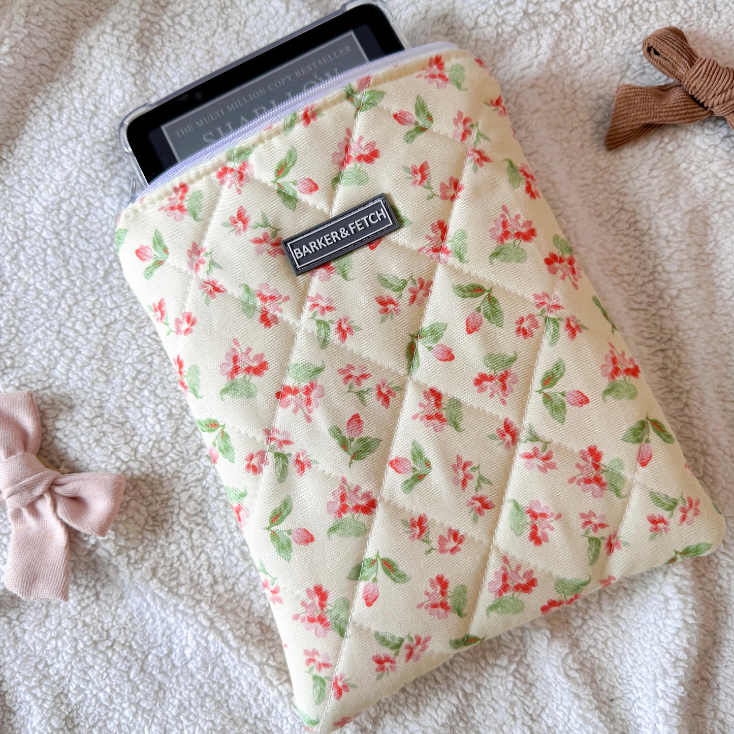 Padded E-reader sleeve | Buttercup