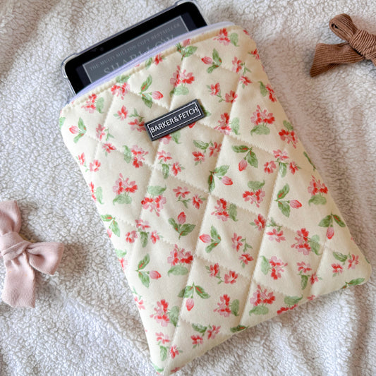 Padded E-reader sleeve | Buttercup