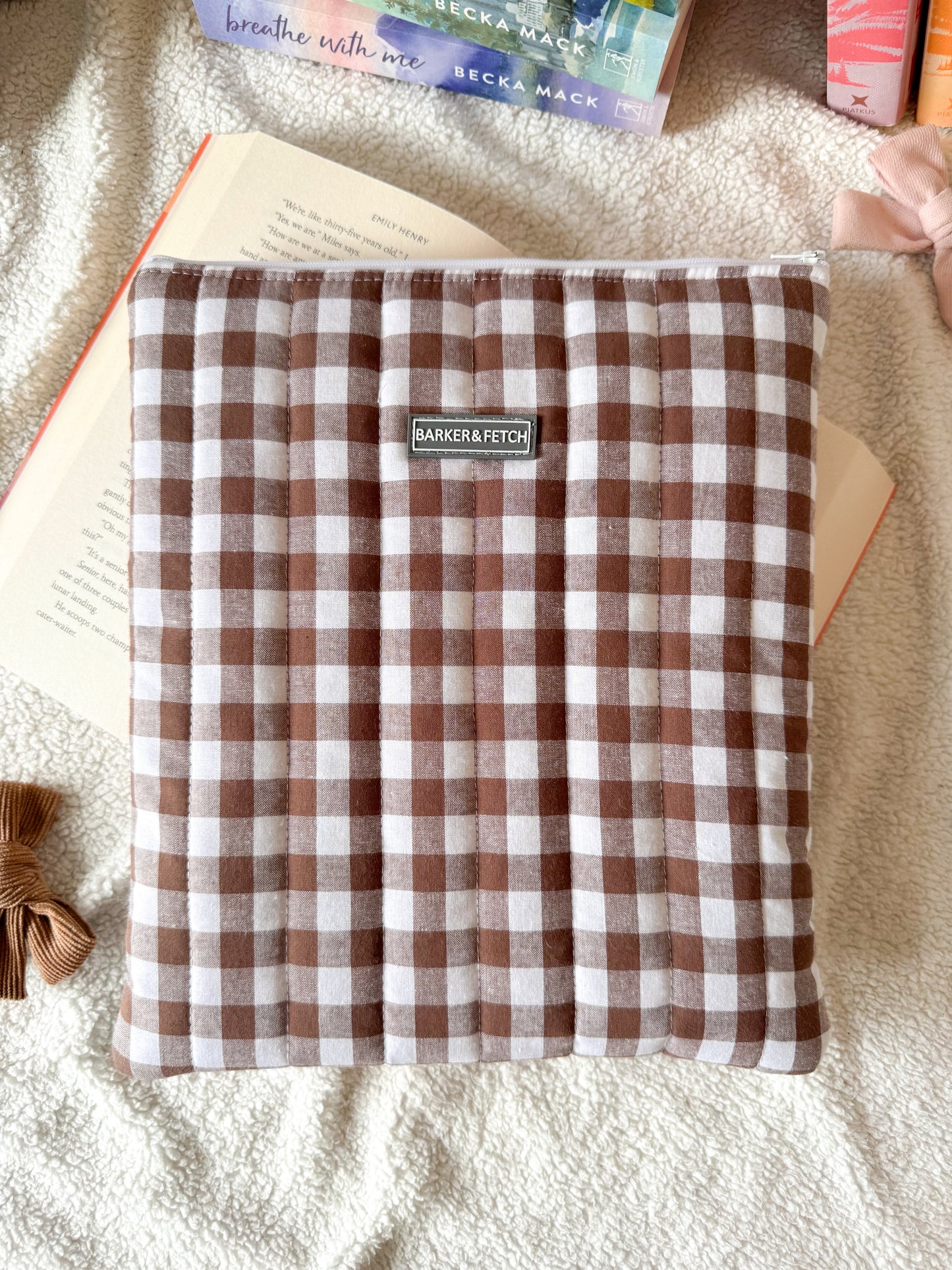 Padded Book sleeve | Pinecone