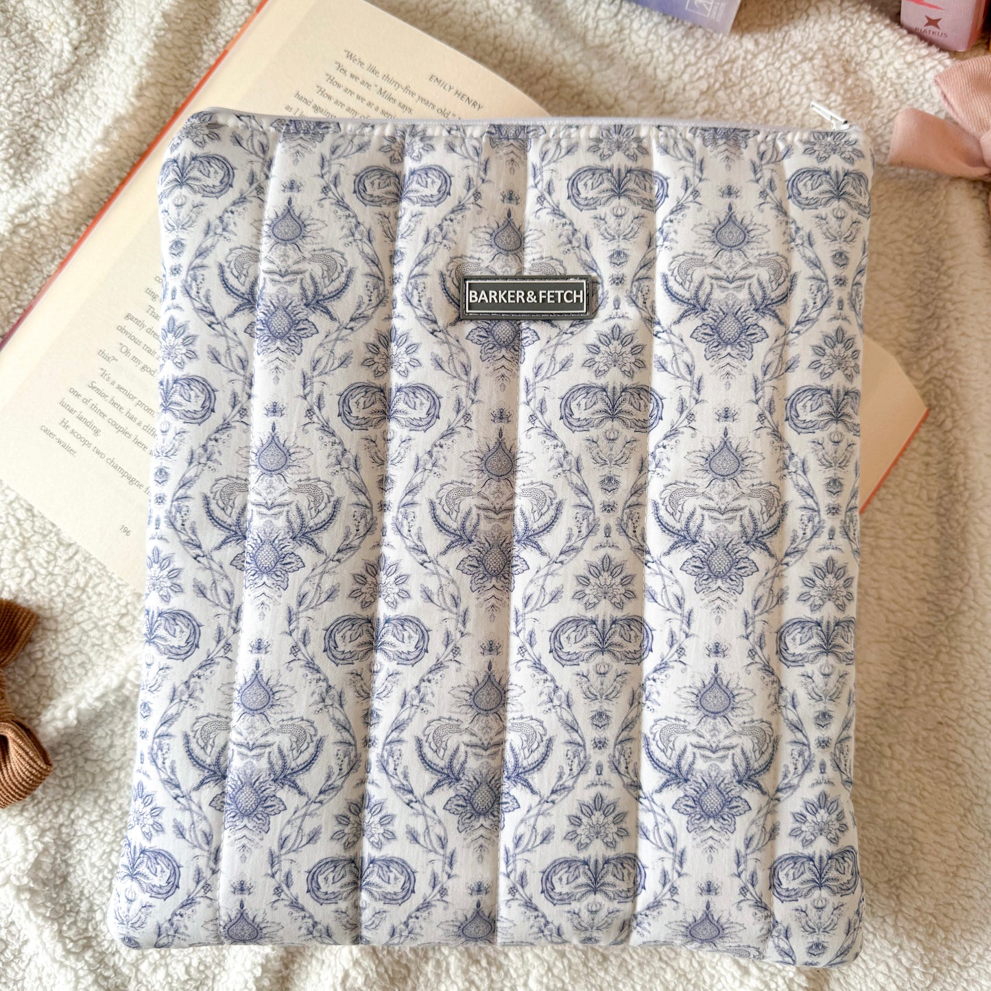 Padded Book sleeve | Primrose