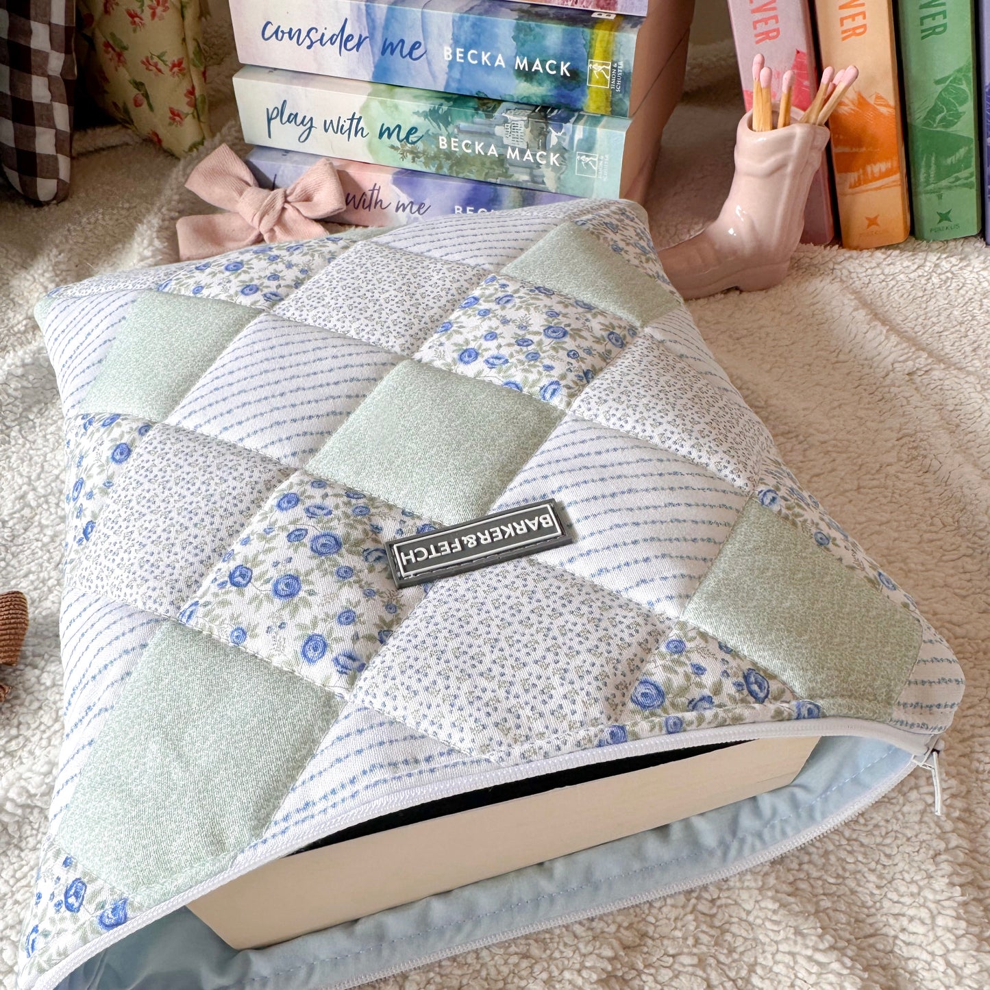 Padded Book sleeve | Patchwork