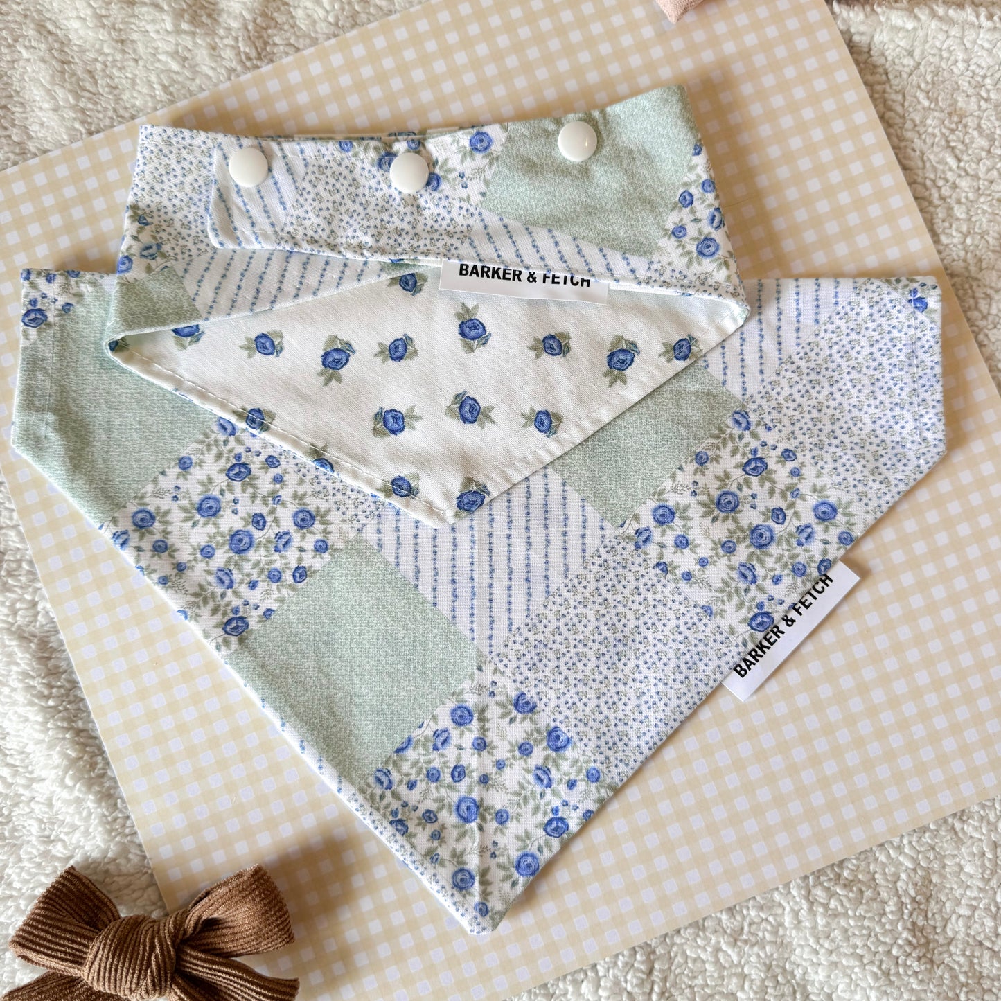 Reversible dog bandana | Willow