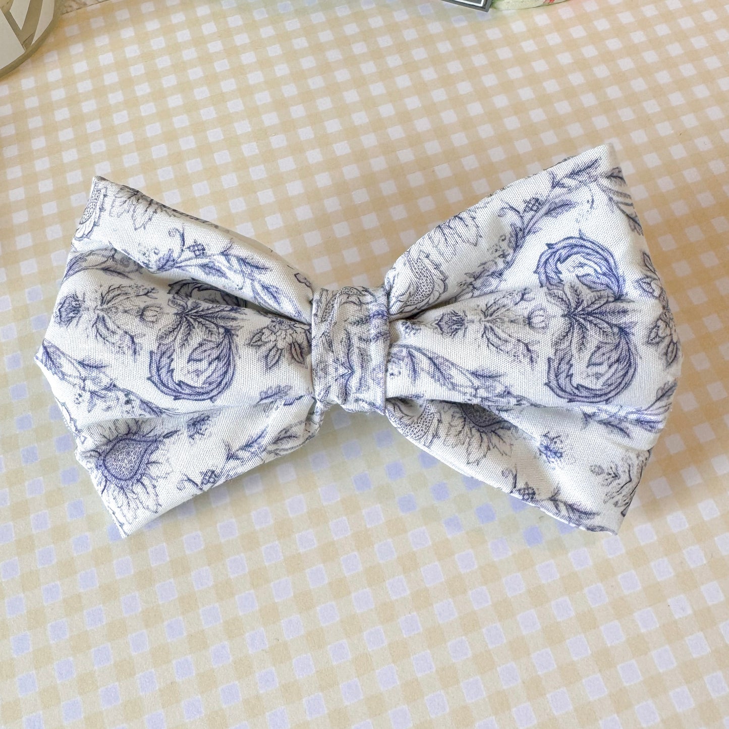 Dog Bowtie | Primrose